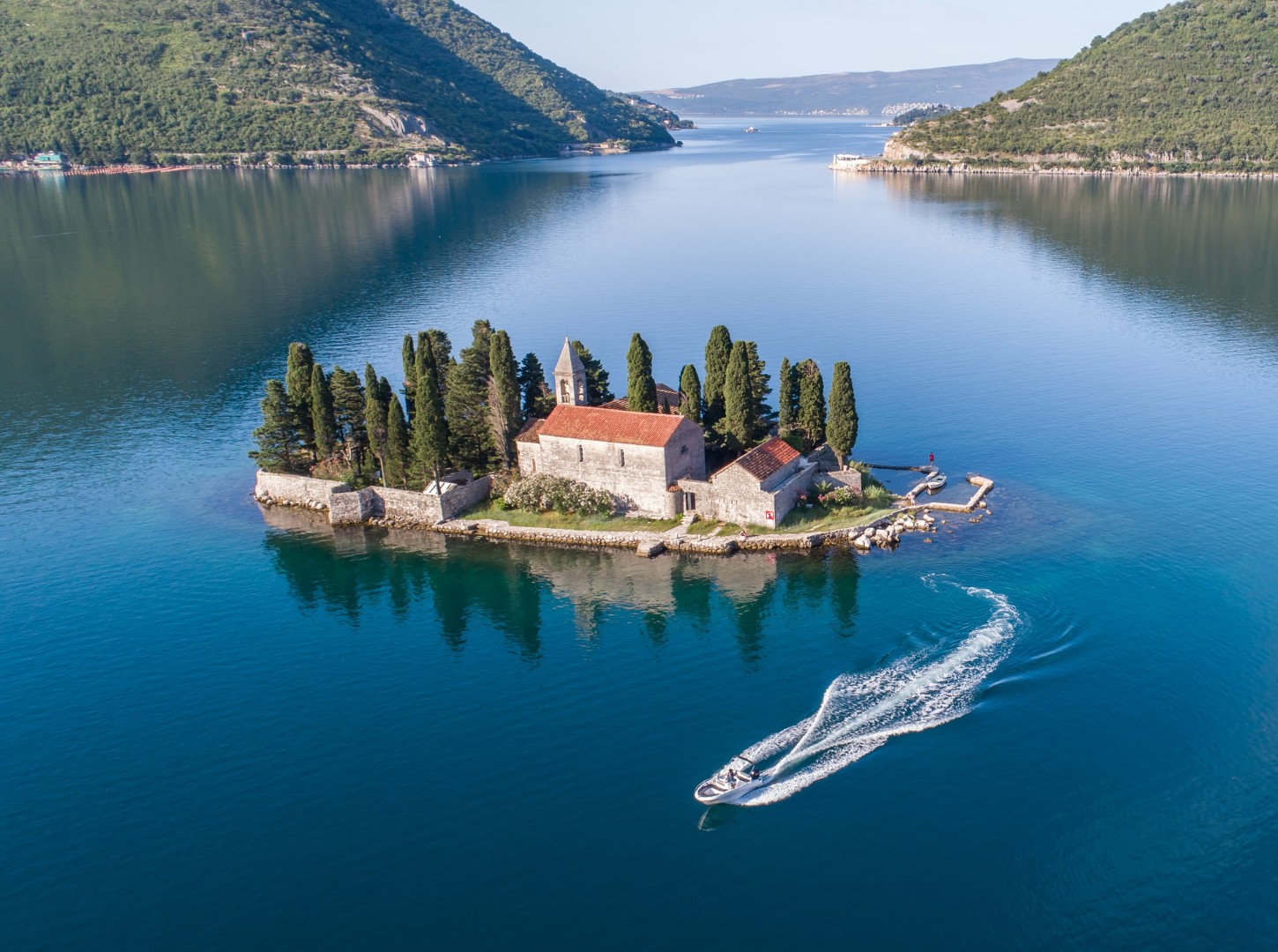 Sea Rush Speedboat Tours